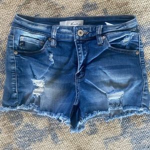 Kancan size small denim shorts